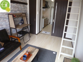 【洋室】 | トーマス国場 | ※写真はモデルルームになります。