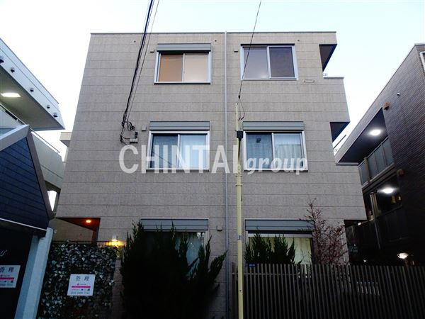 アーバンコート初台Ⅱの外観