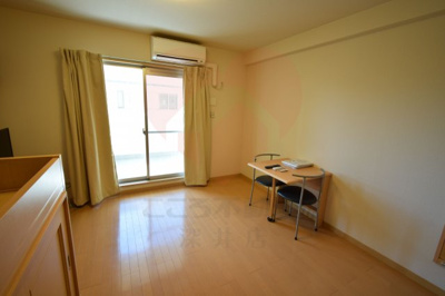 【居間・リビング】 | レオパレスREZON中百舌鳥