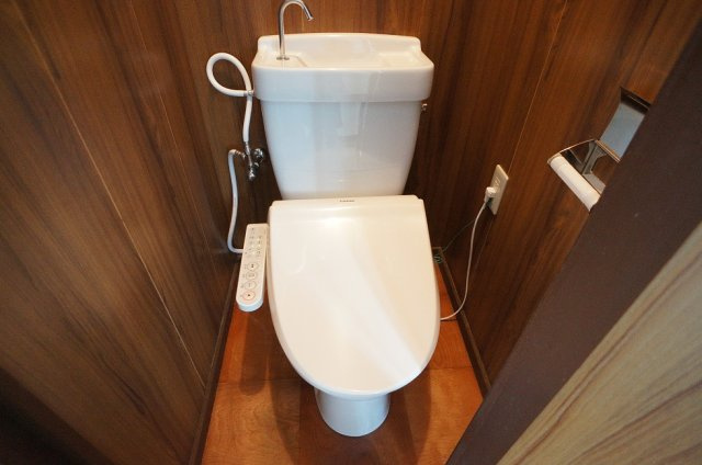 【トイレ】 | コーポ三木 | 温水洗浄便座