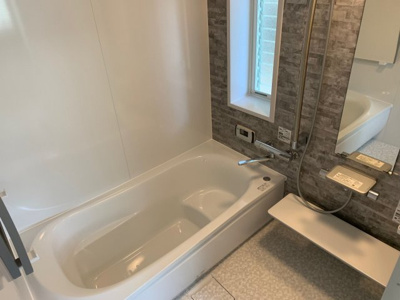 【浴室】 | 南関町関外目1763 | 冬場もあったかく掃除も楽なシステムバス。