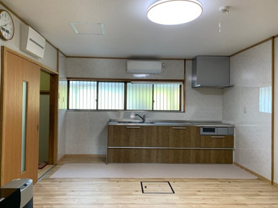 【キッチン】 | 南関町関外目1763 | キッチンも新調。また流し下にエアコンもあり冬場も安心。