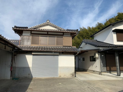 【外観】 | 南関町関外目1763 | 敷地内に小屋・倉庫があり、多様な用途に対応できます。