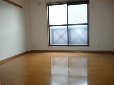 【寝室】 | Belle Shine