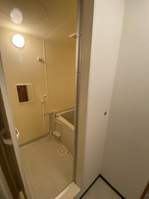 【設備】 | グリーンリーフ7番館 | 落ち着いた空間のお風呂です