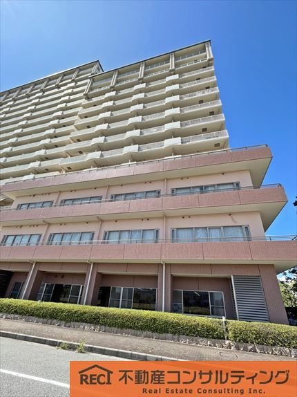 RICイーストコート11番街4番館の外観