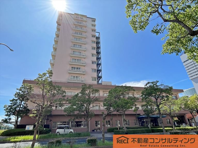 RICイーストコート11番街4番館の外観