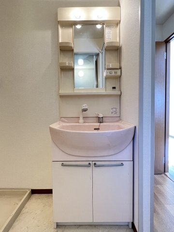 サンビレッジの独立洗面台|洗髪洗面化粧台