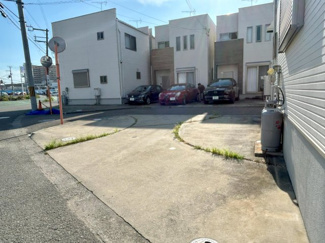 【駐車場】