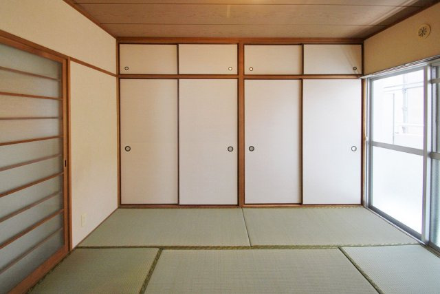 【和室】 | プレリュード東那珂 | 明るい和室です