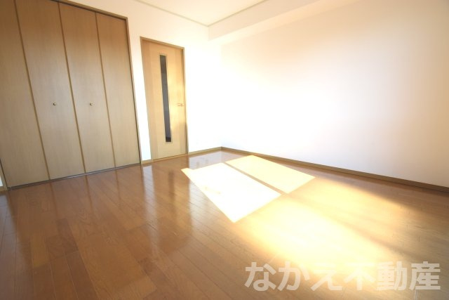 【寝室】 | 使い勝手のいい寝室です