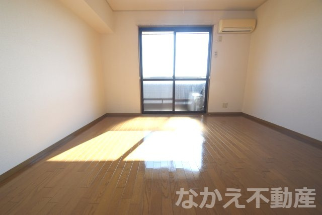 【洋室】 | 明るい洋室です