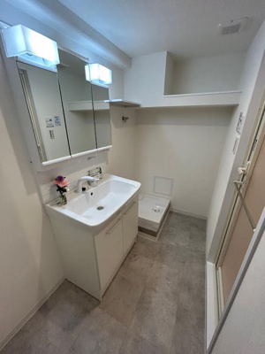 【独立洗面台】 | シャルム小阪弐番館