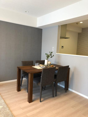 【居間・リビング】 | シャルム小阪弐番館