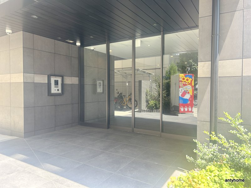 エステムコート大阪福島Ⅱレイヤー　仲介手数料無料のエントランス