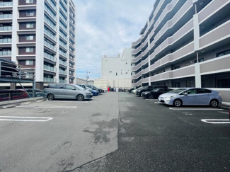 【駐車場】 | ※駐車場は、最新の空き状況をお問い合わせください