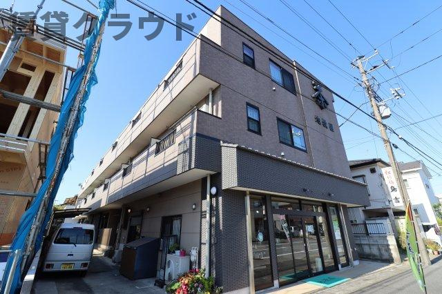 グリーンベルの外観|見た目もカッコいいマンションタイプのお部屋です！