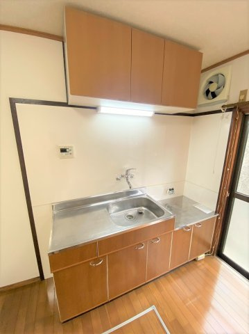 山田荘のキッチン