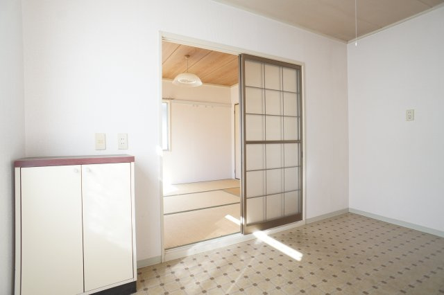 ラ・プラス・ラナの玄関