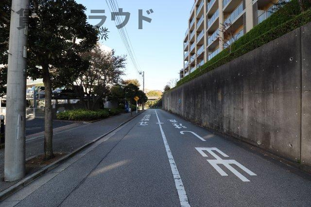 エステ・スクエア青葉の森二番館の周辺