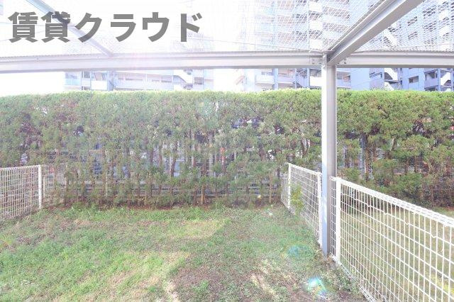 エステ・スクエア青葉の森二番館の庭|たまにはお庭で休日を過ごしてみるのもよいかもしれません