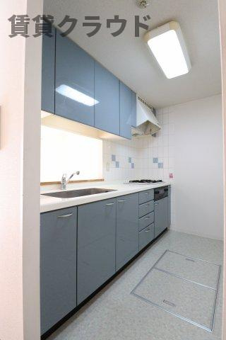 エステ・スクエア青葉の森二番館のキッチン|やっぱり対面キッチンがいいですよね♪