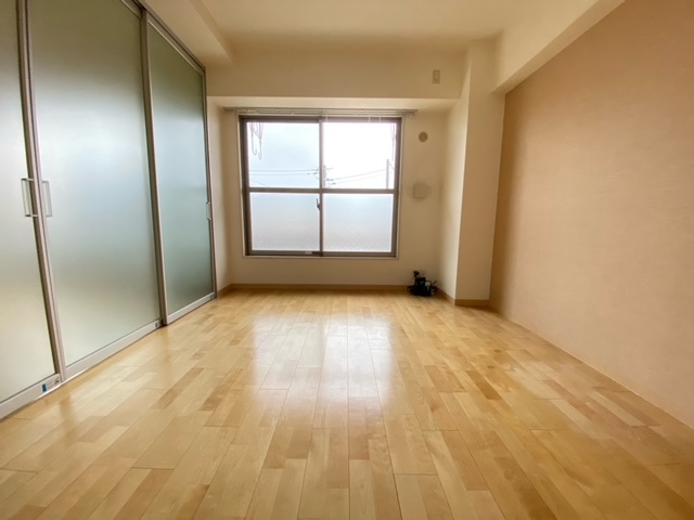 カーサ善の洋室