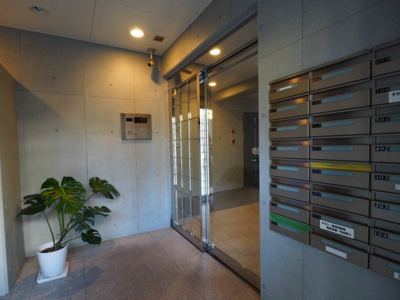 【外観】 | ユニーブル駒沢公園 | オートロック入口