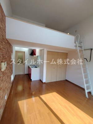 【居間・リビング】 | コートハウス | 別部屋写真です。