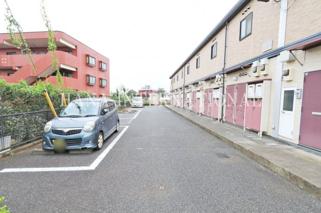 Lumiere元町Ⅱの駐車場