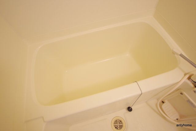 TMK江坂　仲介手数料無料の浴室