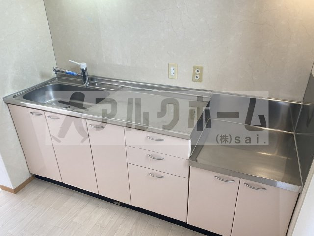 ポンデュガールのキッチン