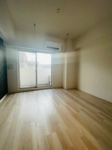 仲介手数料0！！RESIDENCIA御器所の居間・リビング