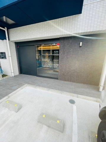仲介手数料0！！RESIDENCIA御器所の駐車場