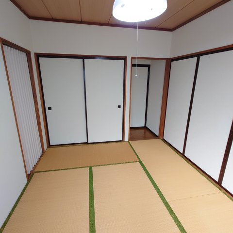 岩渕コーポの和室