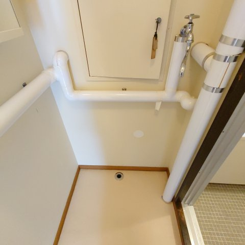 岩渕コーポの玄関