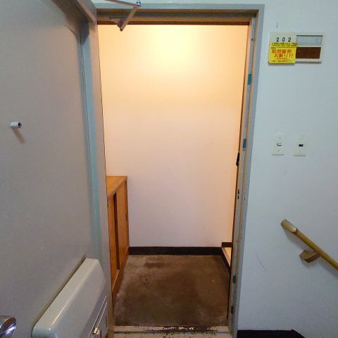 岩渕コーポの玄関