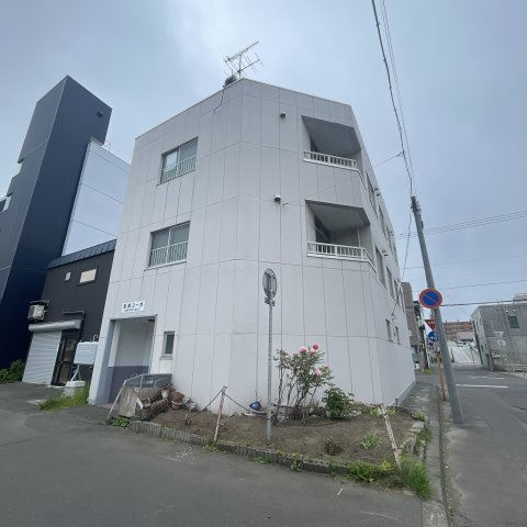 岩渕コーポの外観