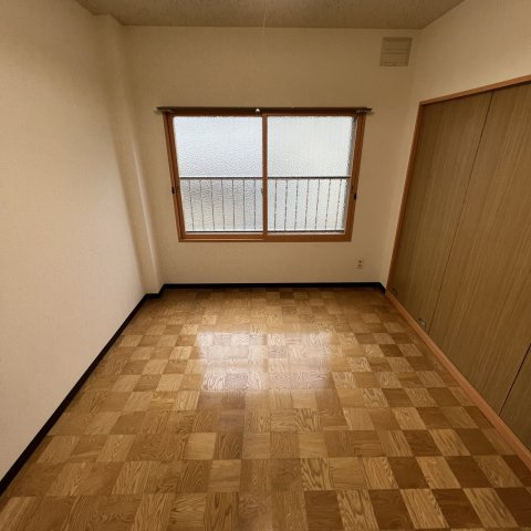 岩渕コーポの居間・リビング