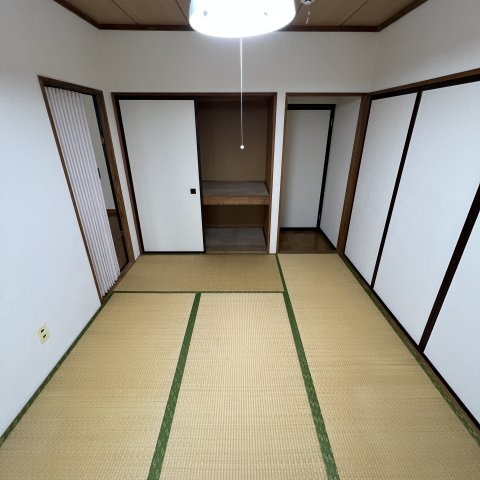 岩渕コーポの和室