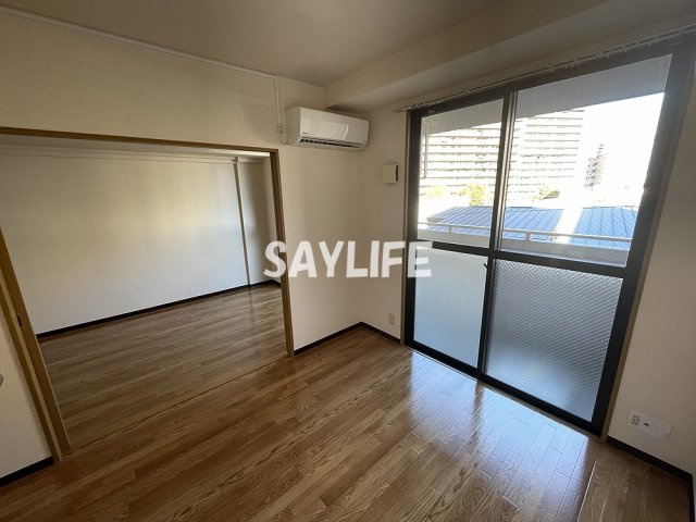 リヴェール楠根の居間・リビング