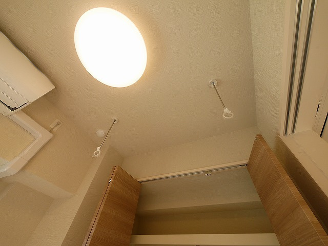 グラシア西大寺　住居の設備|室内物干し