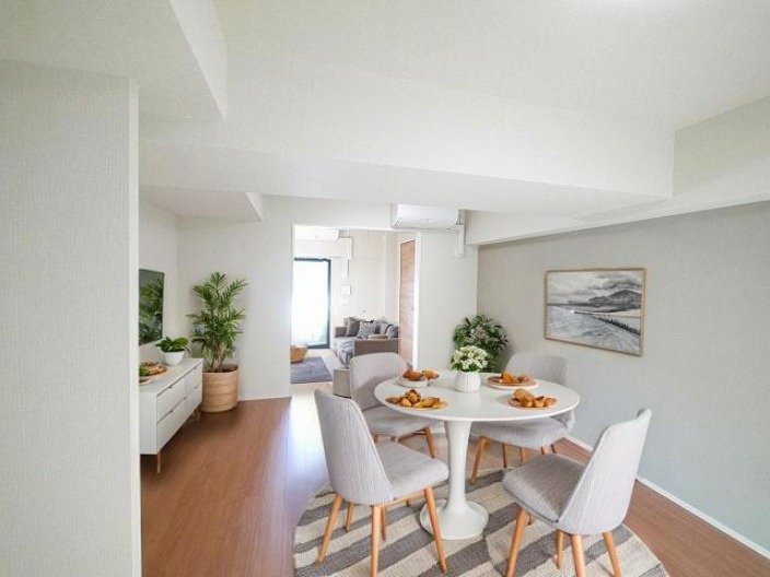 グラシア西大寺　住居の居間・リビング|CGで家具等を配置したもので家具等は含まれません