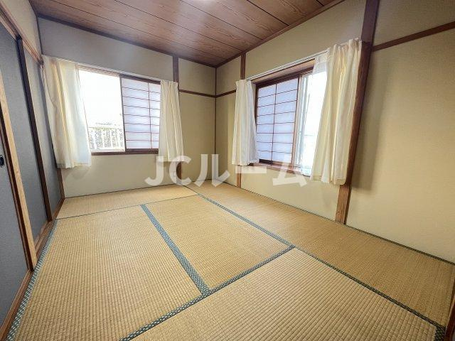 ハイツ潮騒の和室