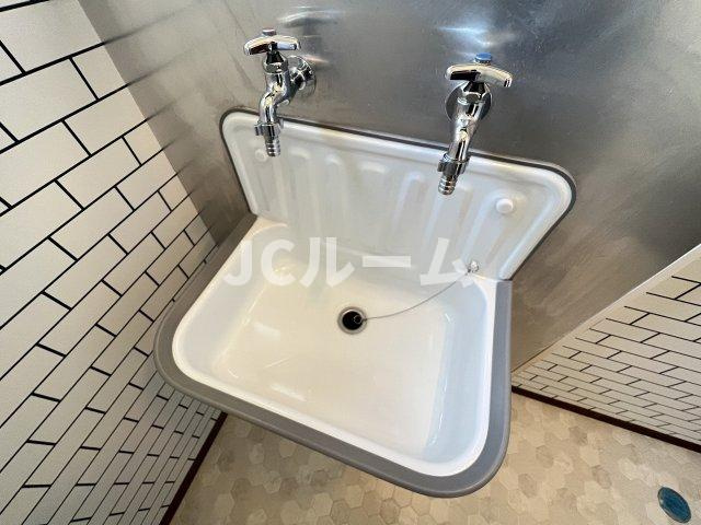 ハイツ潮騒の洗面所