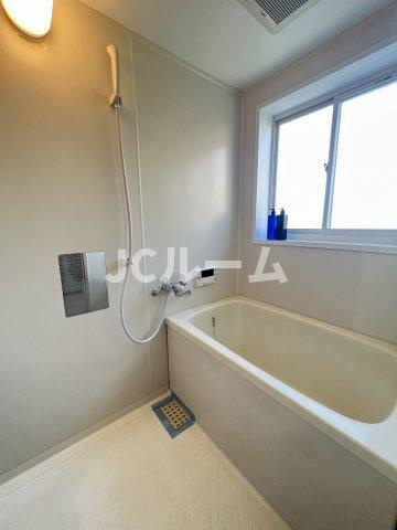 ハイツ潮騒の浴室