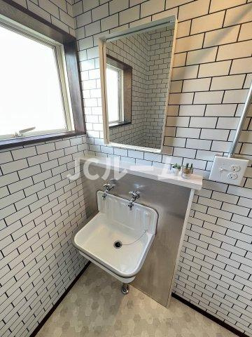 ハイツ潮騒の洗面所