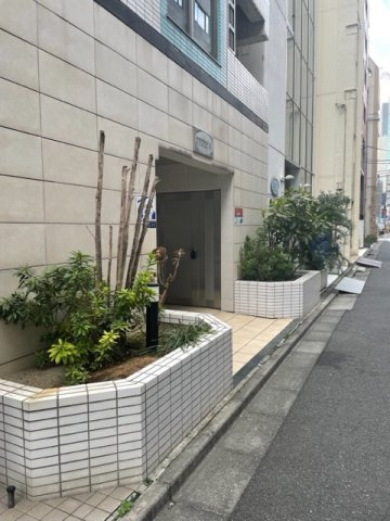 TYDビルのエントランス