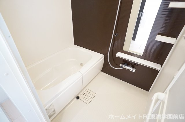 熊本市北区西梶尾町のアパートの浴室