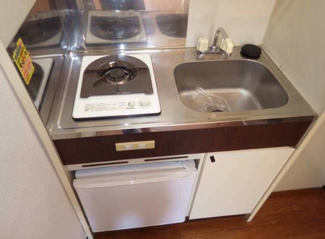 【キッチン】 | 《利回り12.69％》岐阜市松鴻町3丁目一棟マンション